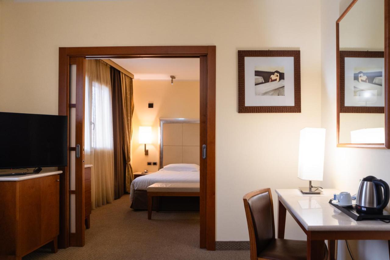 Hotel Airone - Ombrellone Incluso Al Bagno Dolce Vita A Marina Dal 1 Giugno Al 15 Settembre Grosseto Dış mekan fotoğraf