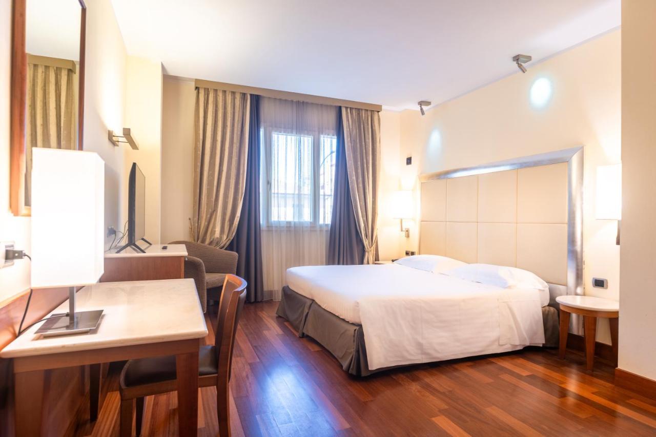 Hotel Airone - Ombrellone Incluso Al Bagno Dolce Vita A Marina Dal 1 Giugno Al 15 Settembre Grosseto Dış mekan fotoğraf