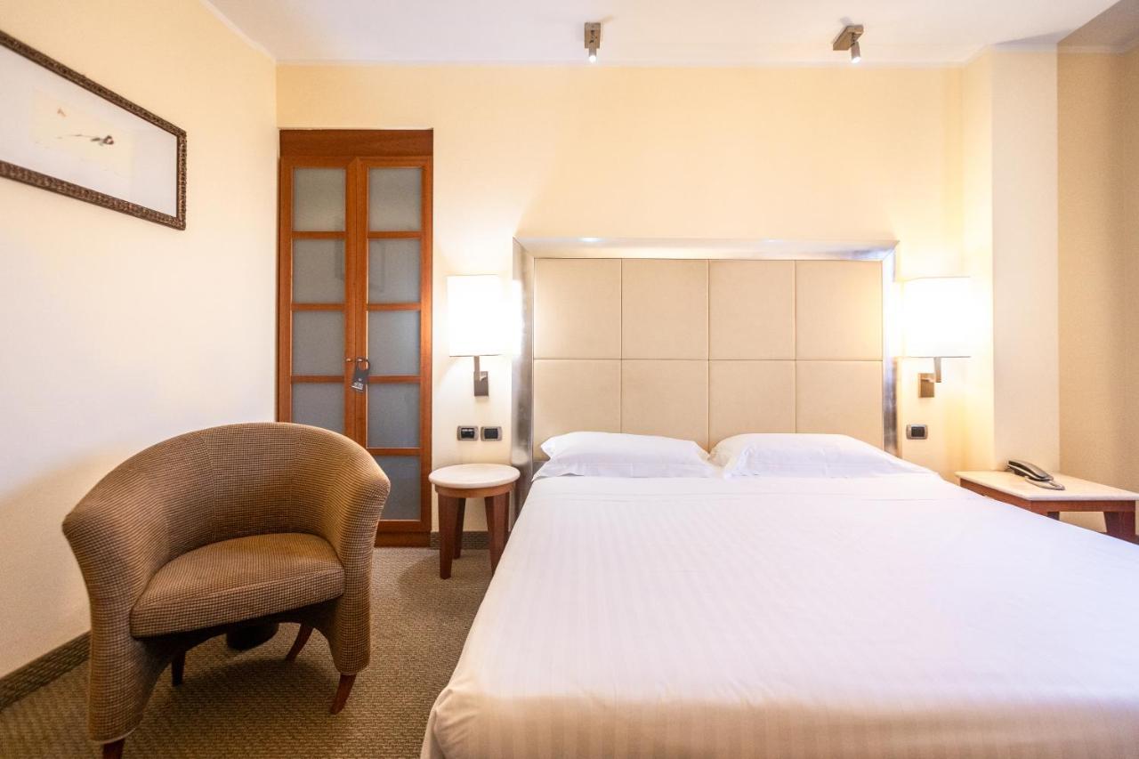 Hotel Airone - Ombrellone Incluso Al Bagno Dolce Vita A Marina Dal 1 Giugno Al 15 Settembre Grosseto Dış mekan fotoğraf