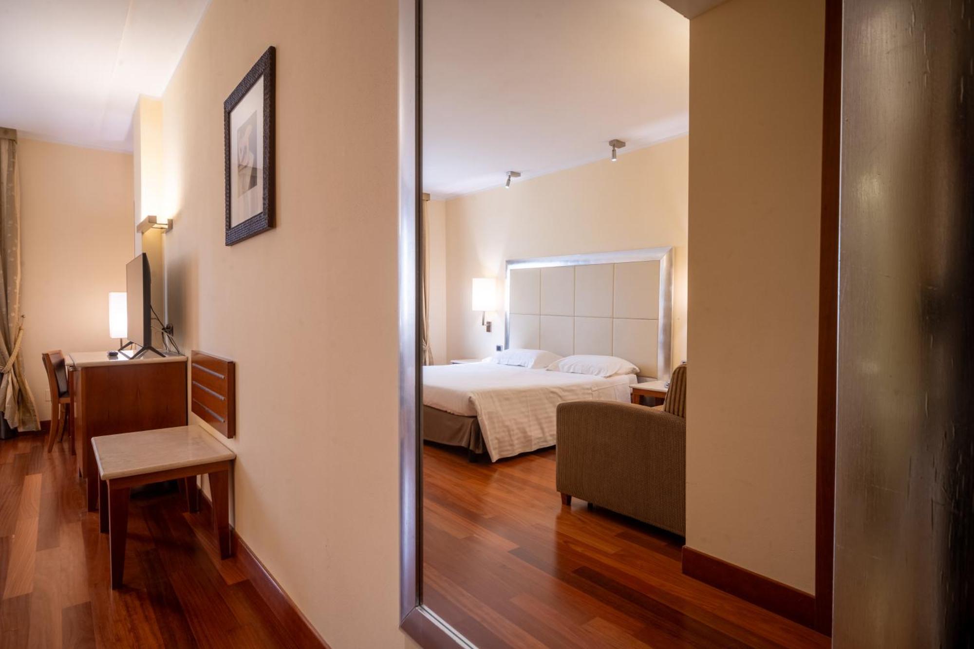 Hotel Airone - Ombrellone Incluso Al Bagno Dolce Vita A Marina Dal 1 Giugno Al 15 Settembre Grosseto Dış mekan fotoğraf